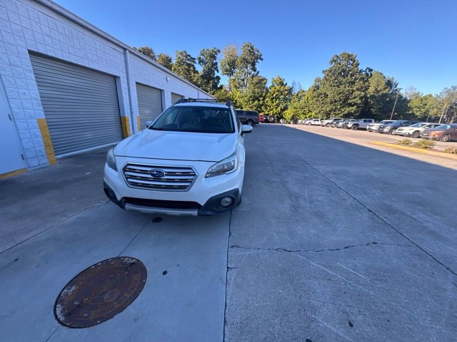 Used 2017 Subaru Outback 3.6R Limited AWD/4WD image 2