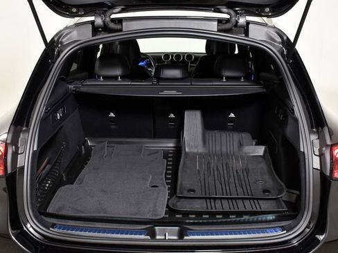 Certified 2025 Mercedes-Benz GLC 300 image 36