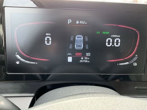 Used 2023 Kia Sportage LX image 37