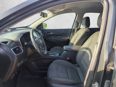 Used 2018 Chevrolet Equinox LT FWD image 14