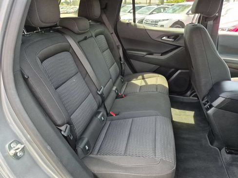 Used 2025 Chevrolet Equinox LT FWD image 30