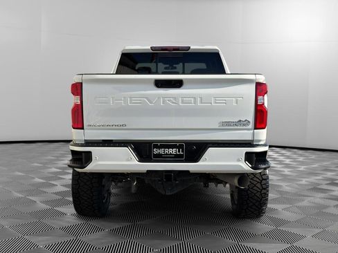 Used 2021 Chevrolet Silverado 2500 High Country w/ Z71 Off-Road Package image 5