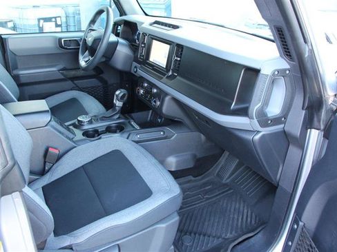 Used 2023 Ford Bronco 4-Door w/ Sasquatch Package AWD/4WD image 19
