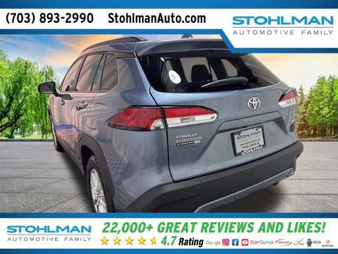 Used 2024 Toyota Corolla Cross LE image 6