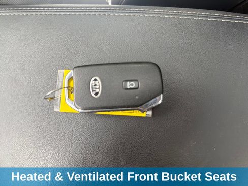 Used 2021 Kia Sorento SX FWD image 29