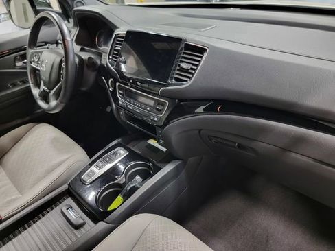 Used 2019 Honda Passport Elite image 16