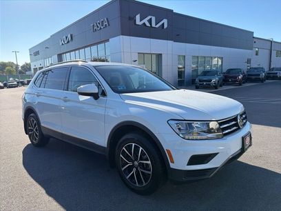 Used 2021 Volkswagen Tiguan SE w/ Panoramic Sunroof Package