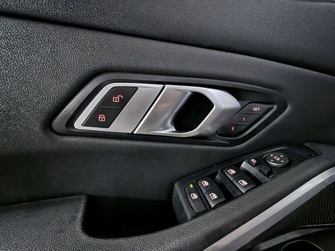 Used 2020 BMW 330i xDrive Sedan w/ Driving Assistance Package image 28