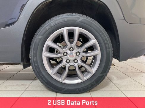 Used 2024 GMC Terrain SLT image 27