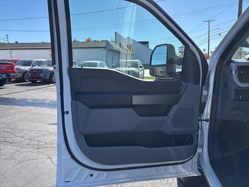 New 2026 Ford F250 XLT AWD/4WD image 9