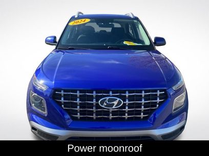 Used 2024 Hyundai Venue SEL