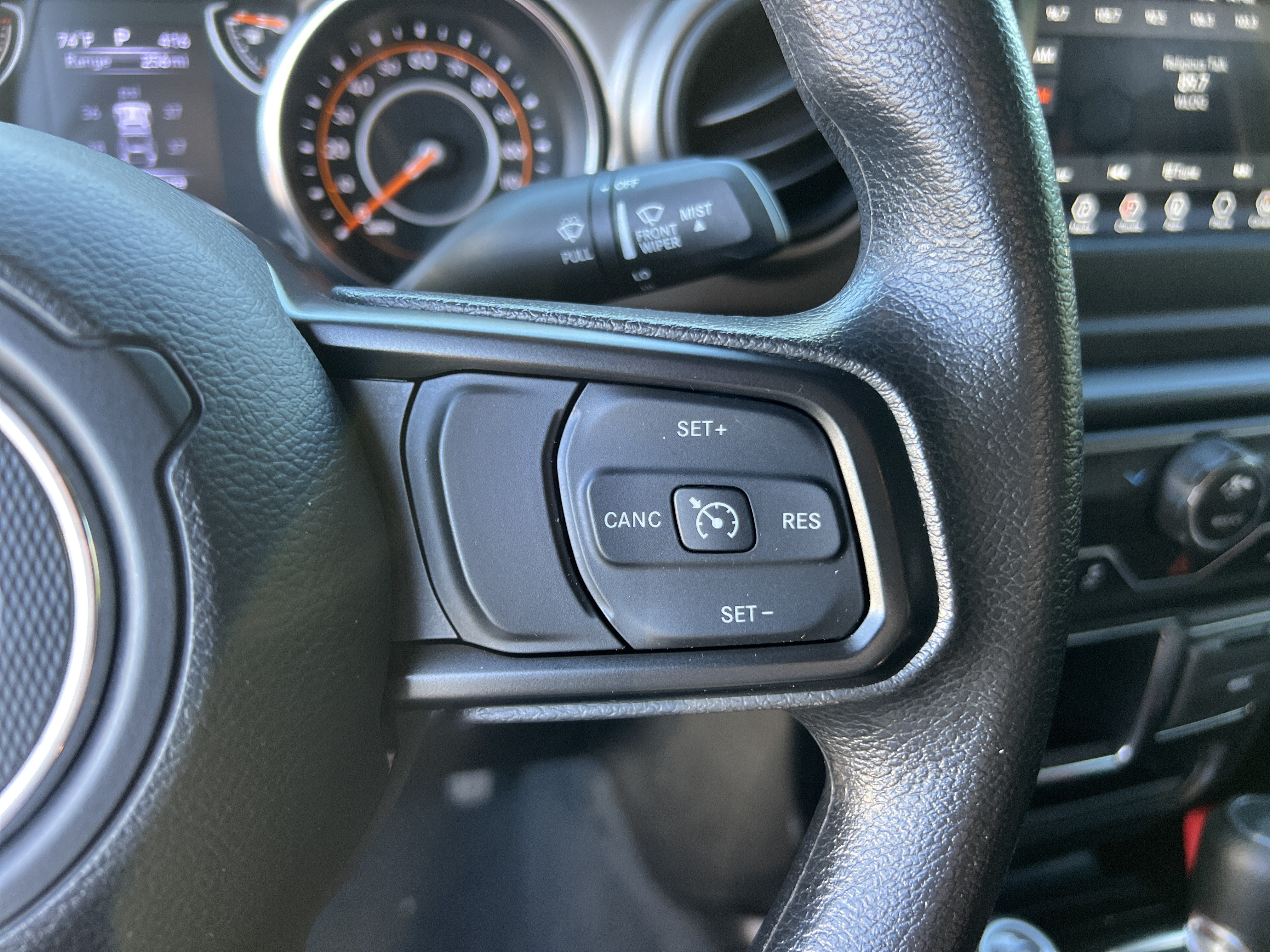 Used 2022 Jeep Wrangler Sport AWD/4WD image 27