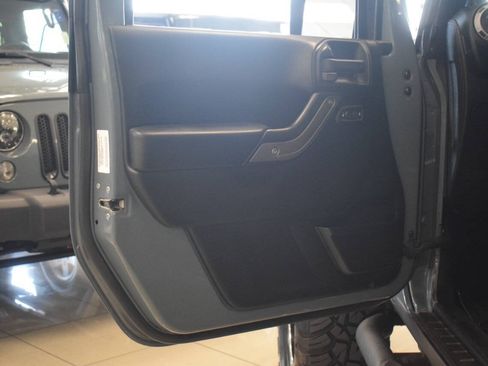 Used 2014 Jeep Wrangler Unlimited Sport w/ Quick Order Package 24S AWD/4WD image 84