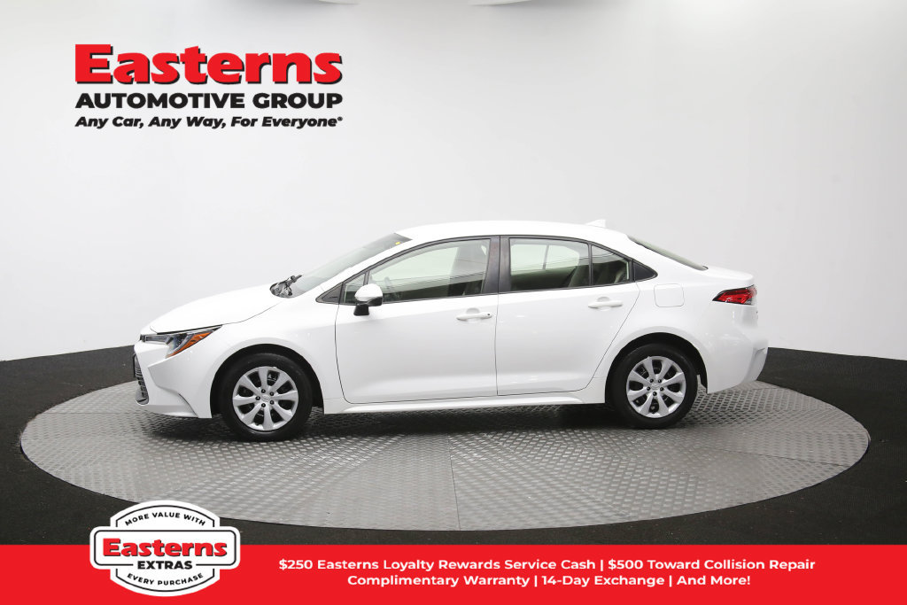 Used 2023 Toyota Corolla LE FWD image 58