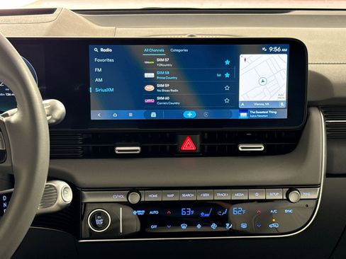 Used 2025 Hyundai Ioniq 5 Limited image 18