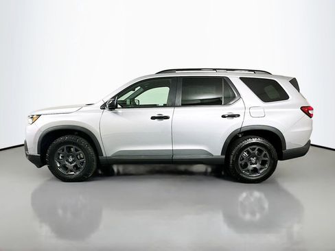 New 2026 Honda Pilot TrailSport image 8