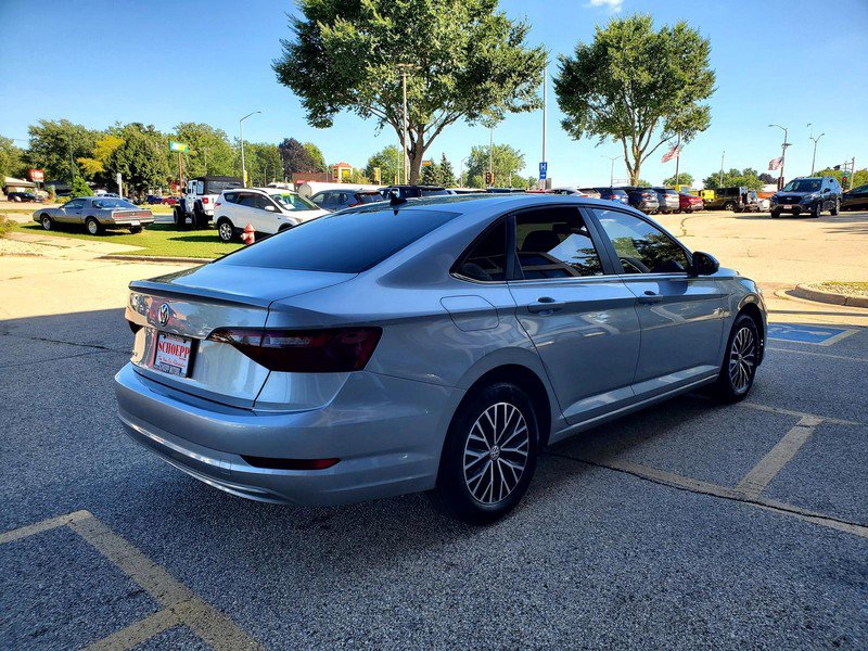 Used 2020 Volkswagen Jetta SE w/ SE Cold Weather Package FWD image 5
