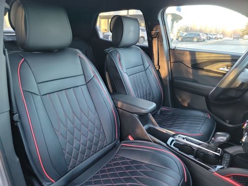 Used 2021 Chevrolet TrailBlazer RS image 19