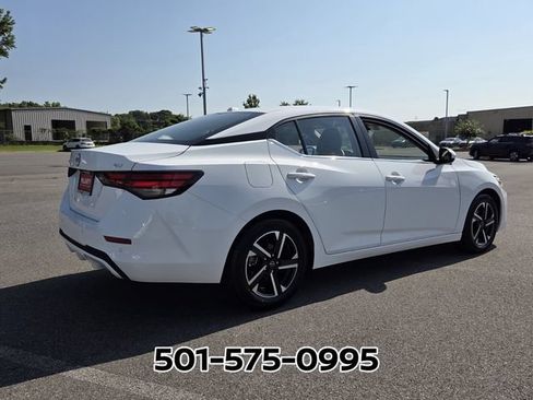 Used 2024 Nissan Sentra SV FWD image 5