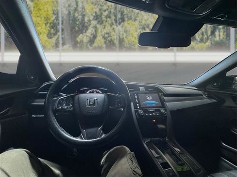 Used 2018 Honda Civic Sport Touring image 24