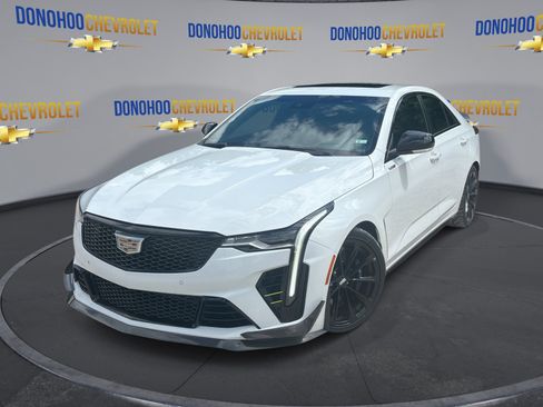 Used 2022 Cadillac CT4 V Blackwing w/ Carbon Fiber 1 Package RWD image 4