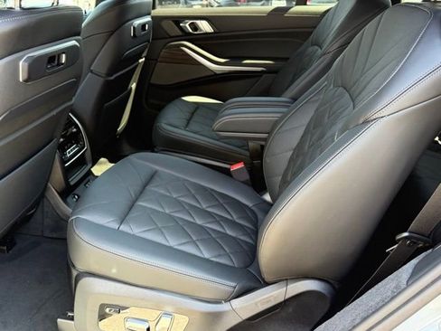 New 2026 BMW X7 xDrive40i w/ M Sport Package image 27