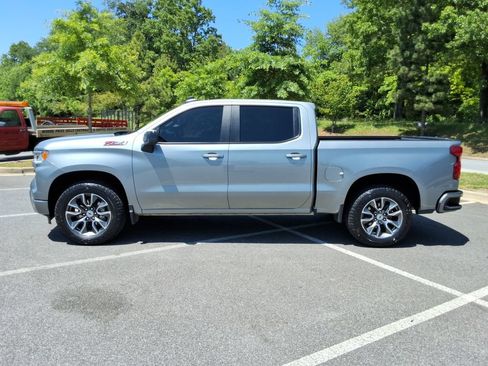 Certified 2024 Chevrolet Silverado 1500 RST AWD/4WD image 8