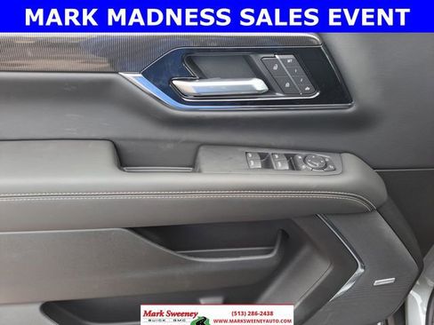 New 2026 GMC Yukon XL Elevation w/ LPO, Floor Liner Package image 15