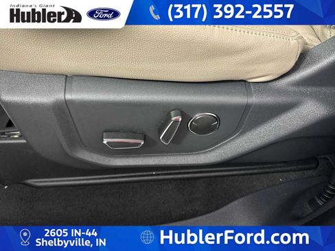 Used 2023 Ford Expedition Limited AWD/4WD image 12