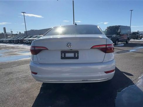 Used 2019 Volkswagen Jetta SE image 7