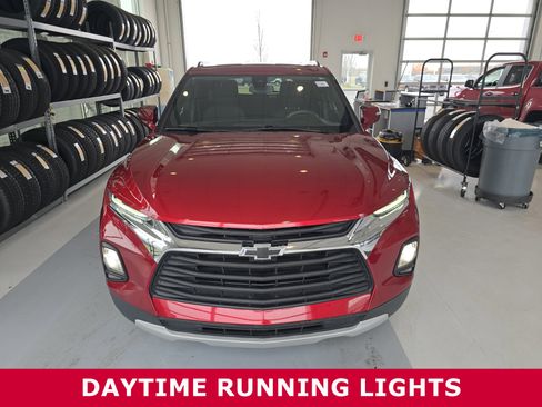 Used 2021 Chevrolet Blazer LT image 2