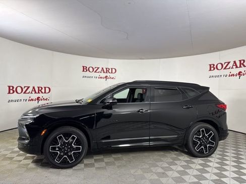 Used 2023 Chevrolet Blazer RS w/ Driver Confidence II Package image 5