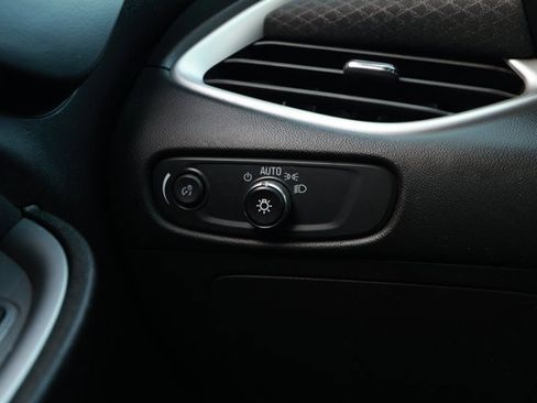 Used 2024 Chevrolet Malibu LT image 15