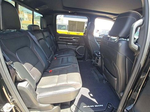 Used 2021 RAM 1500 Laramie AWD/4WD image 11