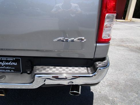 Used 2021 RAM 1500 Big Horn AWD/4WD image 29