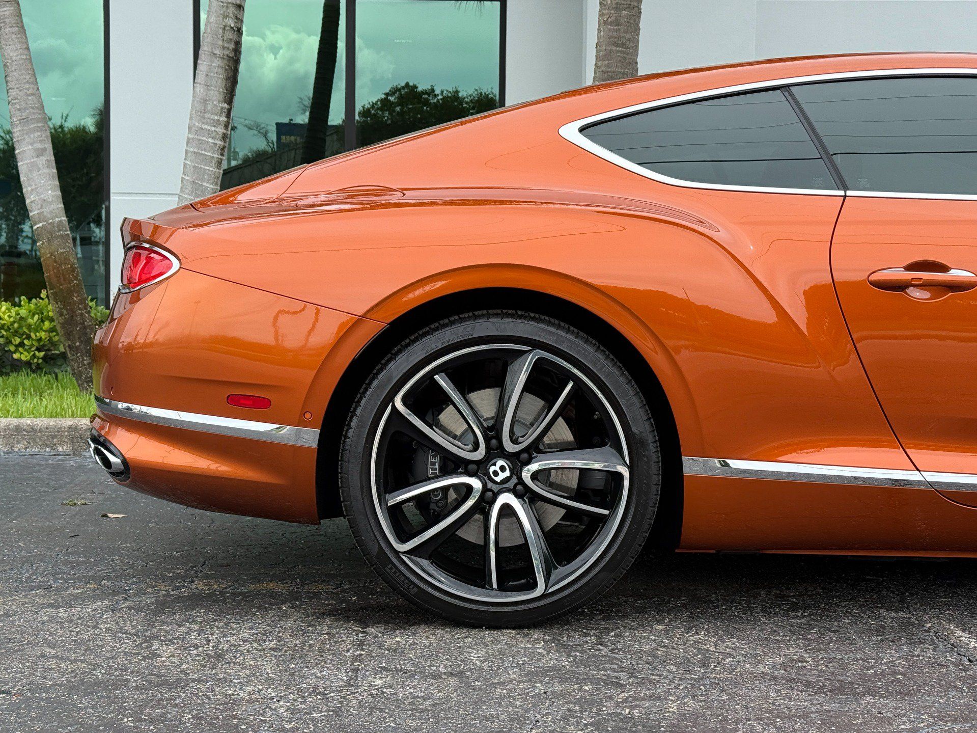 Used 2020 Bentley Continental GT V8 AWD/4WD image 5