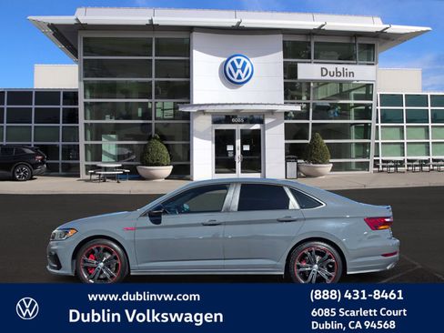 Used 2019 Volkswagen Jetta GLI image 7