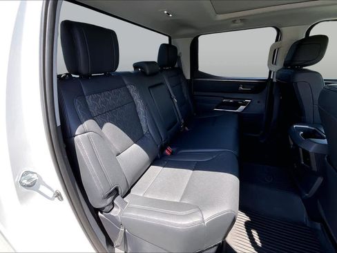 Used 2024 Toyota Tundra Limited AWD/4WD image 19