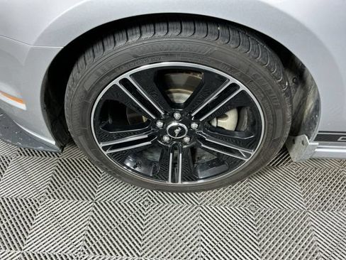 Used 2014 Ford Mustang GT w/ Electronics Package RWD image 9