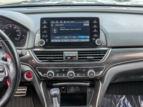 Used 2021 Honda Accord Sport image 19