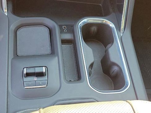 Used 2025 GMC Sierra 2500 Denali w/ Technology Package image 33