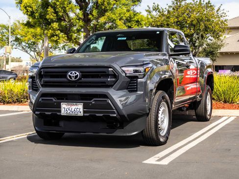 Used 2025 Toyota Tacoma SR w/ SR Upgrade Package image 3