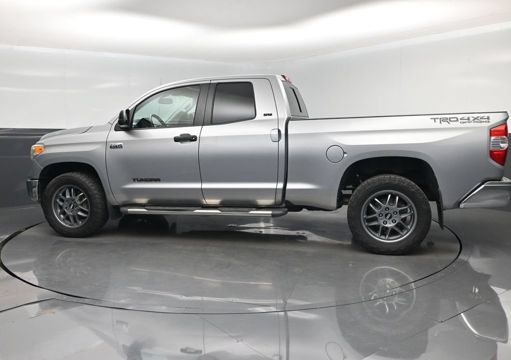 Used 2014 Toyota Tundra SR5 w/ SR5 Upgrade Package AWD/4WD image 10