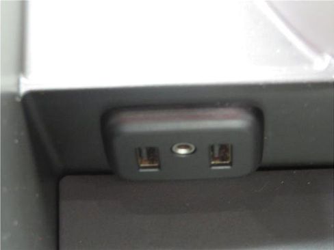 Used 2016 Chevrolet Camaro LT w/ RS Package image 8