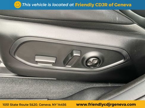 Used 2025 Jeep Grand Cherokee Limited w/ Trailer Tow Package image 20