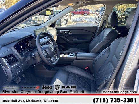 Used 2025 Nissan Rogue Platinum w/ Platinum Premium Package image 15