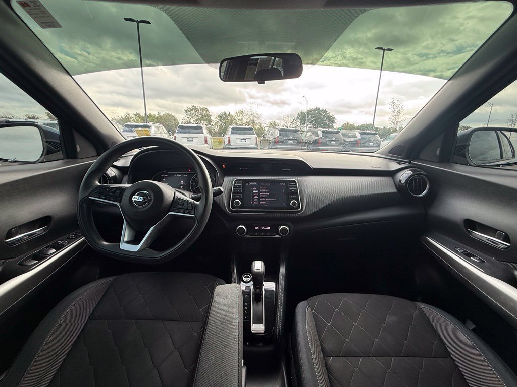 Used 2018 Nissan Kicks SV FWD image 26