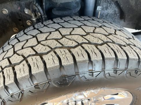 Used 2019 Ford F250 Lariat w/ Lariat Ultimate Package AWD/4WD image 29