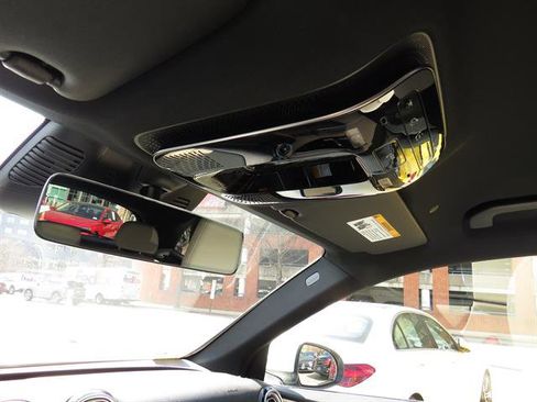 Used 2025 Mercedes-Benz GLC 300 4MATIC image 18