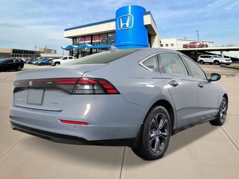 New 2026 Honda Accord EX-L image 5